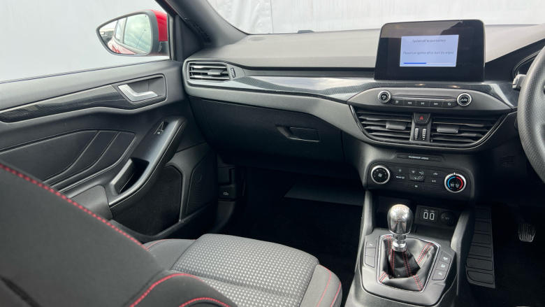 Ford Focus 1.0 EcoBoost Hybrid mHEV 125 ST-Line Edition 5dr Petrol Hatchback